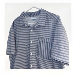 Columbia Mens Shirt Size L Gray Omni Shade Striped Vented Button Up Short Sleeve